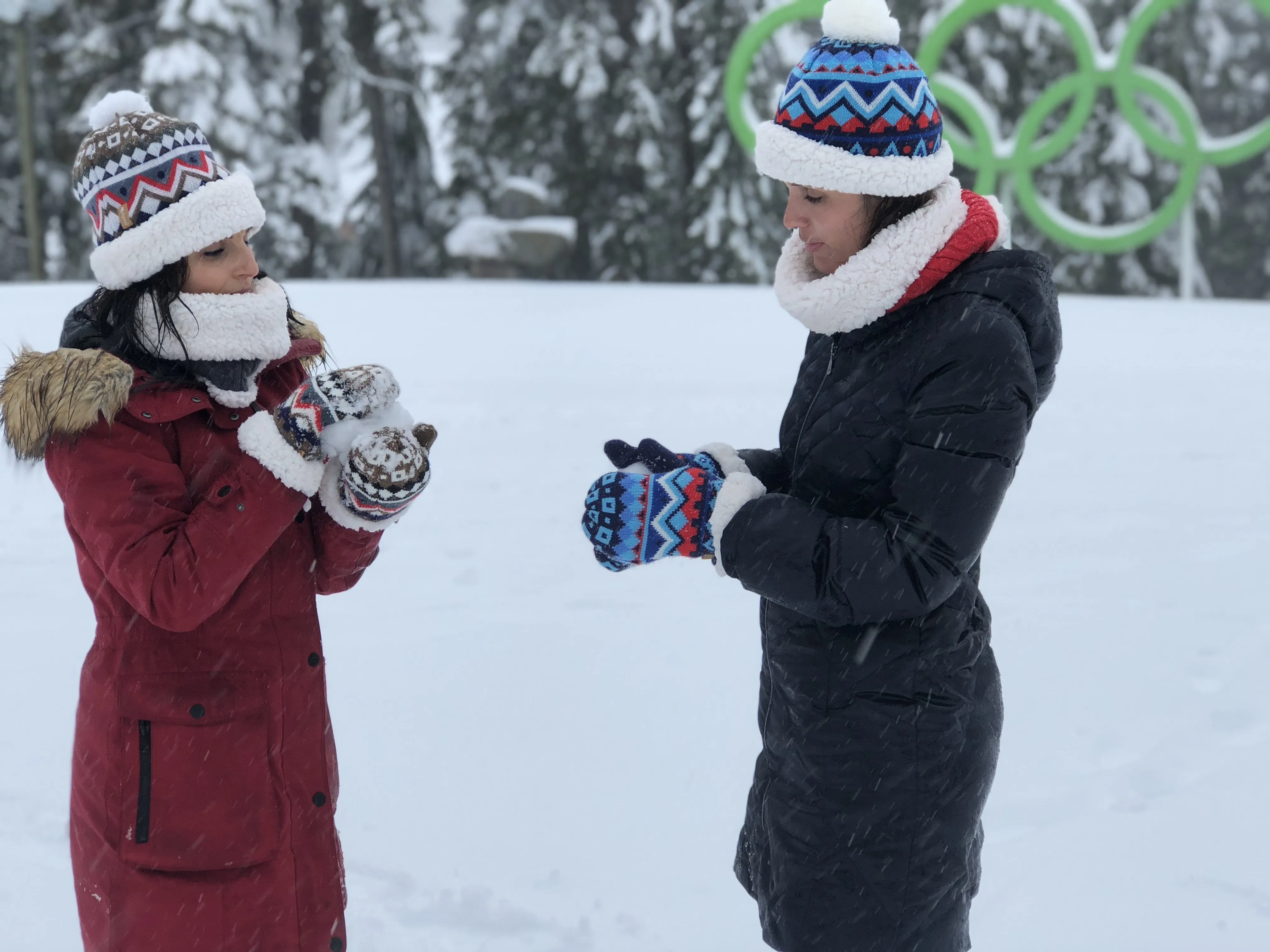 Cable Knit Snood Neck Warmer | Red