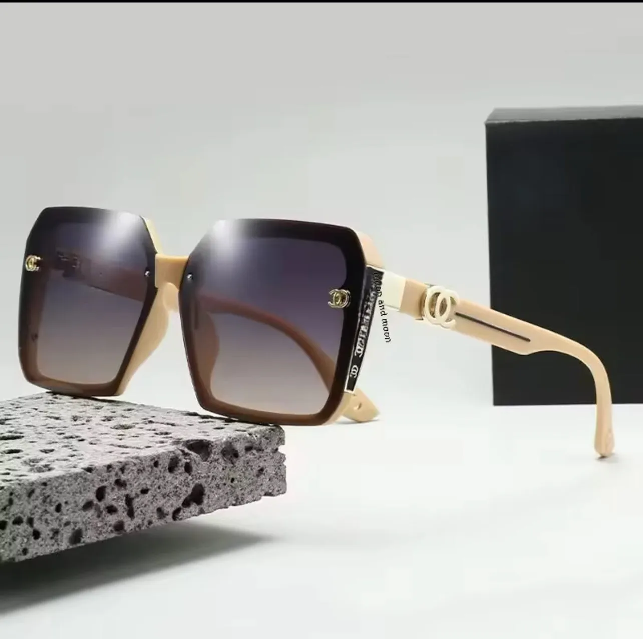 Fashion Oversized Sunglasses Women S226046
