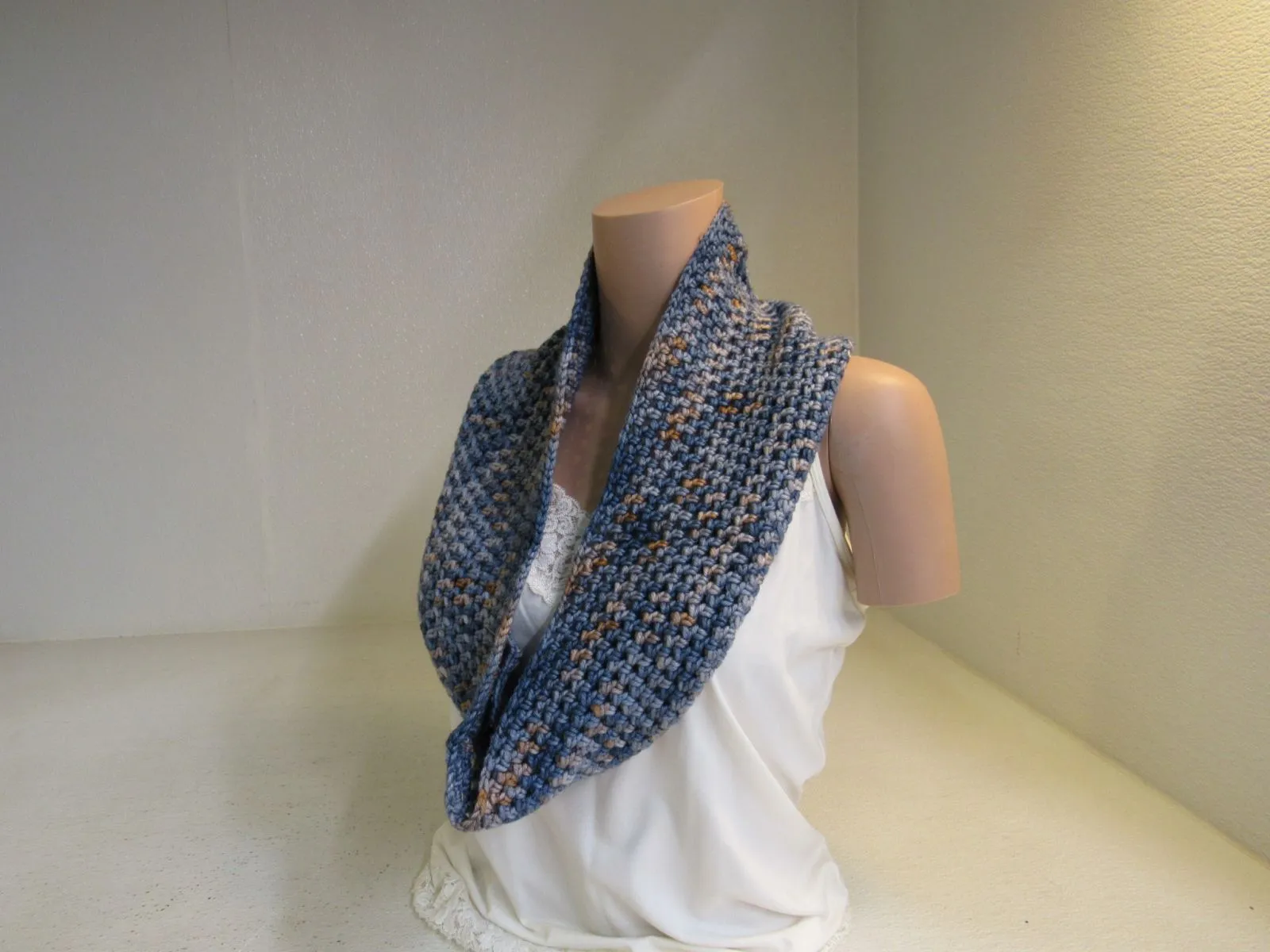 Handcrafted Cowl Blue Orange Crocheted 100% Merino Female Adult -- New
