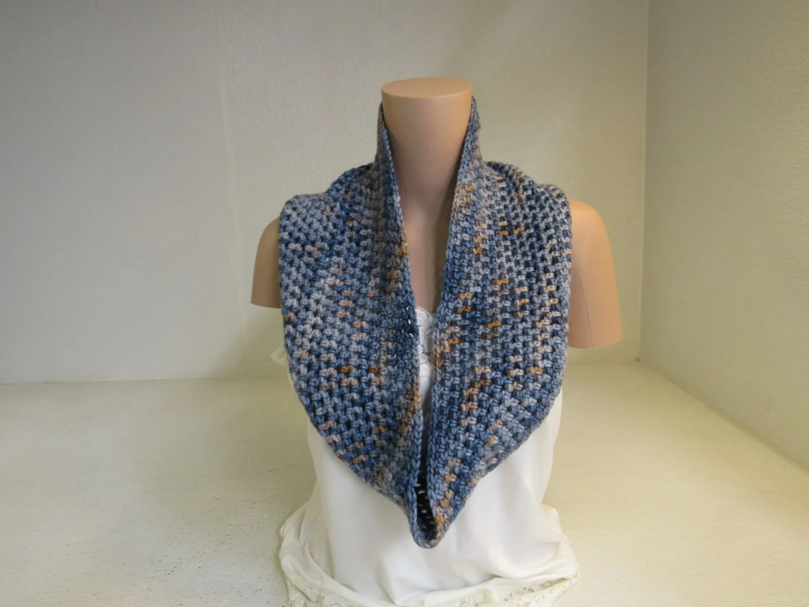 Handcrafted Cowl Blue Orange Crocheted 100% Merino Female Adult -- New