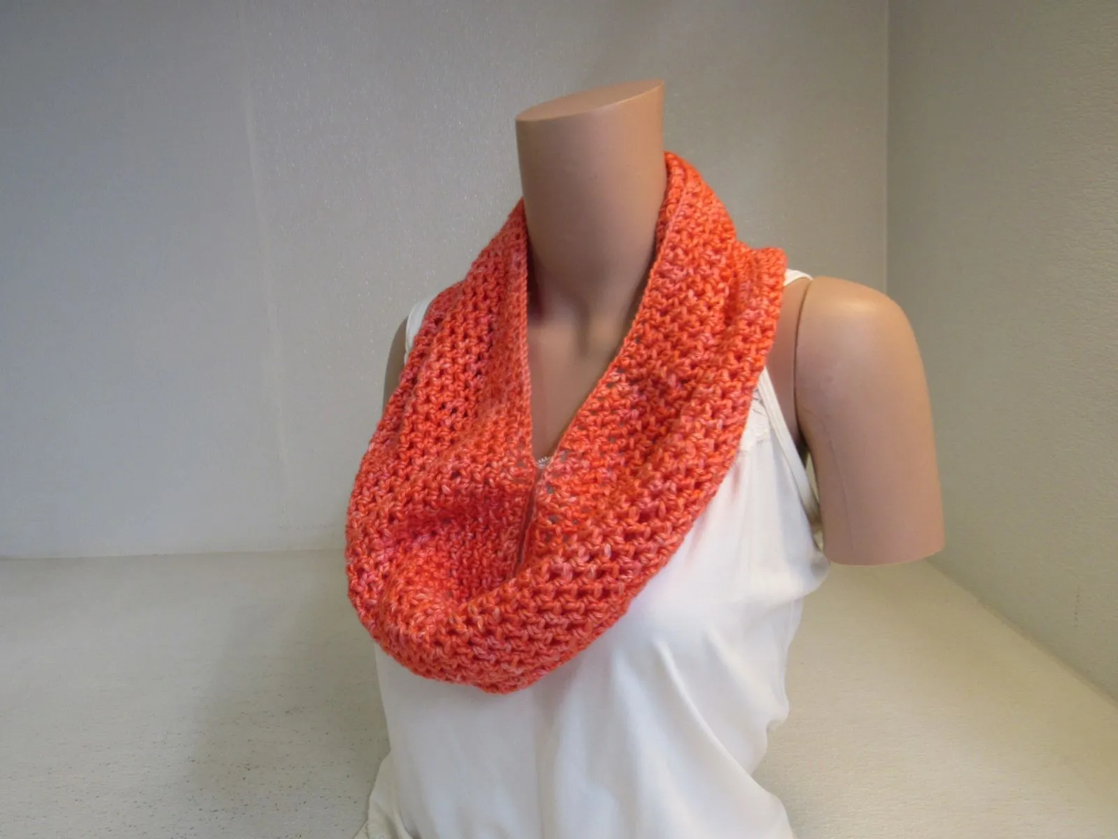 Handcrafted Cowl Coral Crocheted 50% Alpaca 50% Mulberry Silk Female Adult -- New