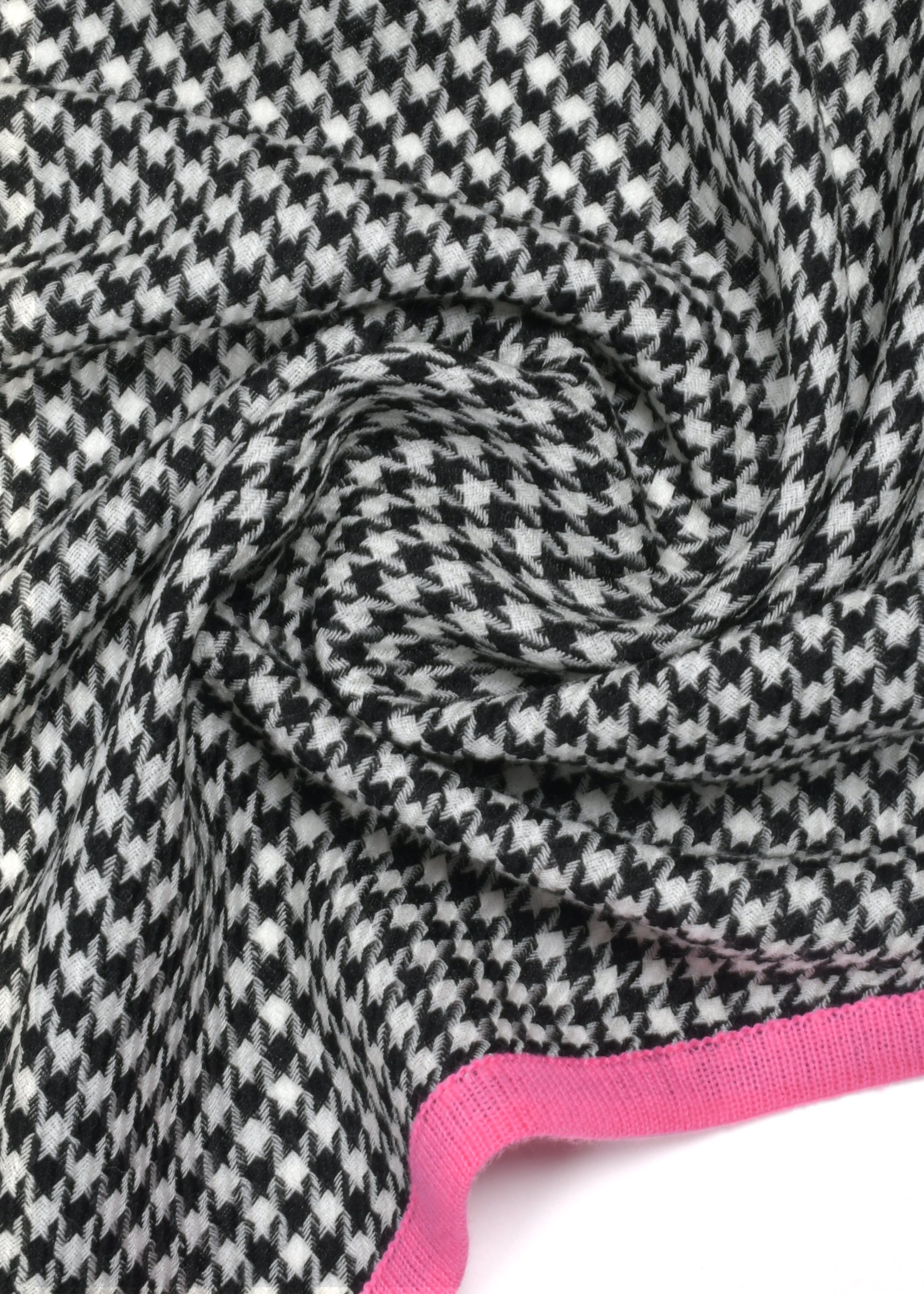 Houndstooth Stole with Piping Border in Merino
