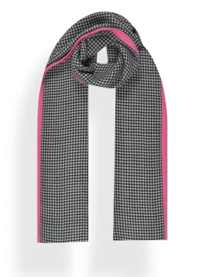 Houndstooth Stole with Piping Border in Merino