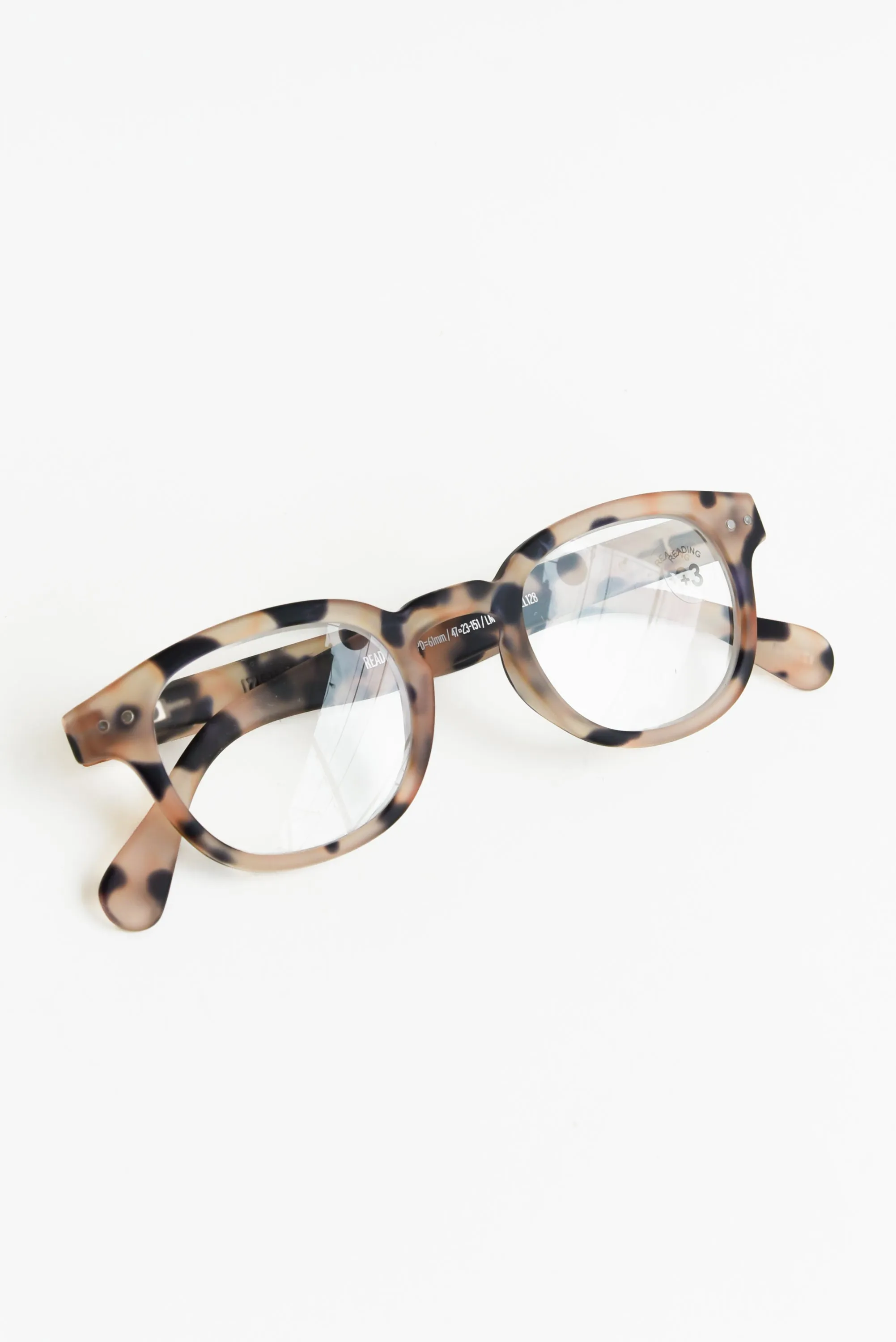 Izipizi C Readers in Light Tortoise