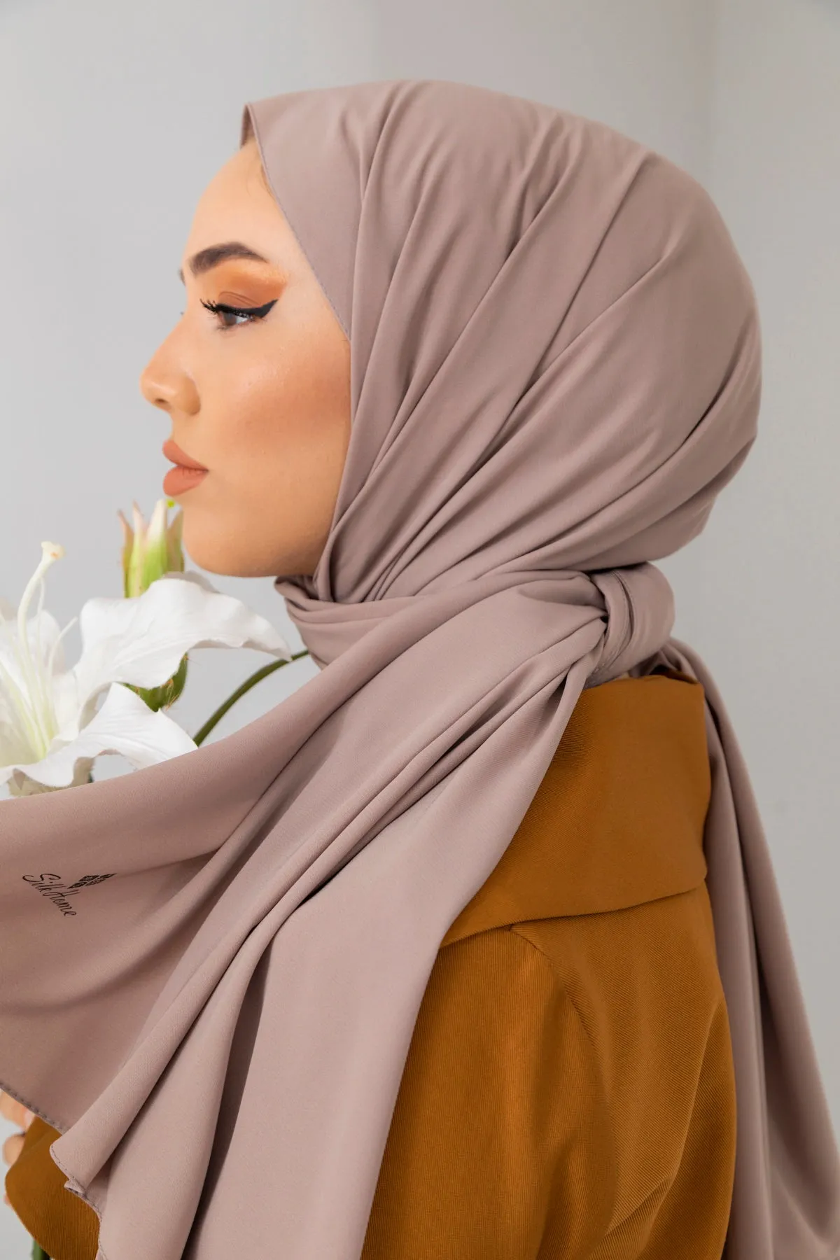 Medina Silk