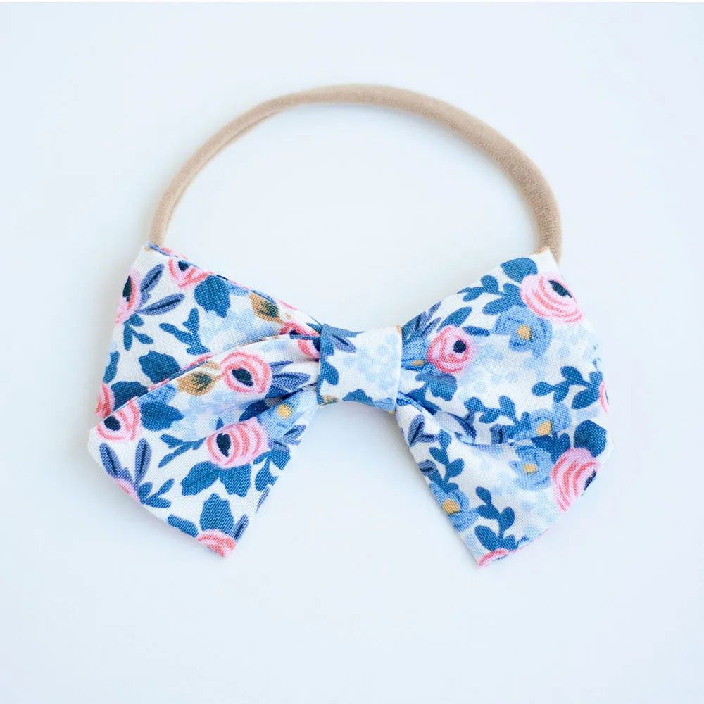 Men's Pocket Square / Rosa In Periwinkle