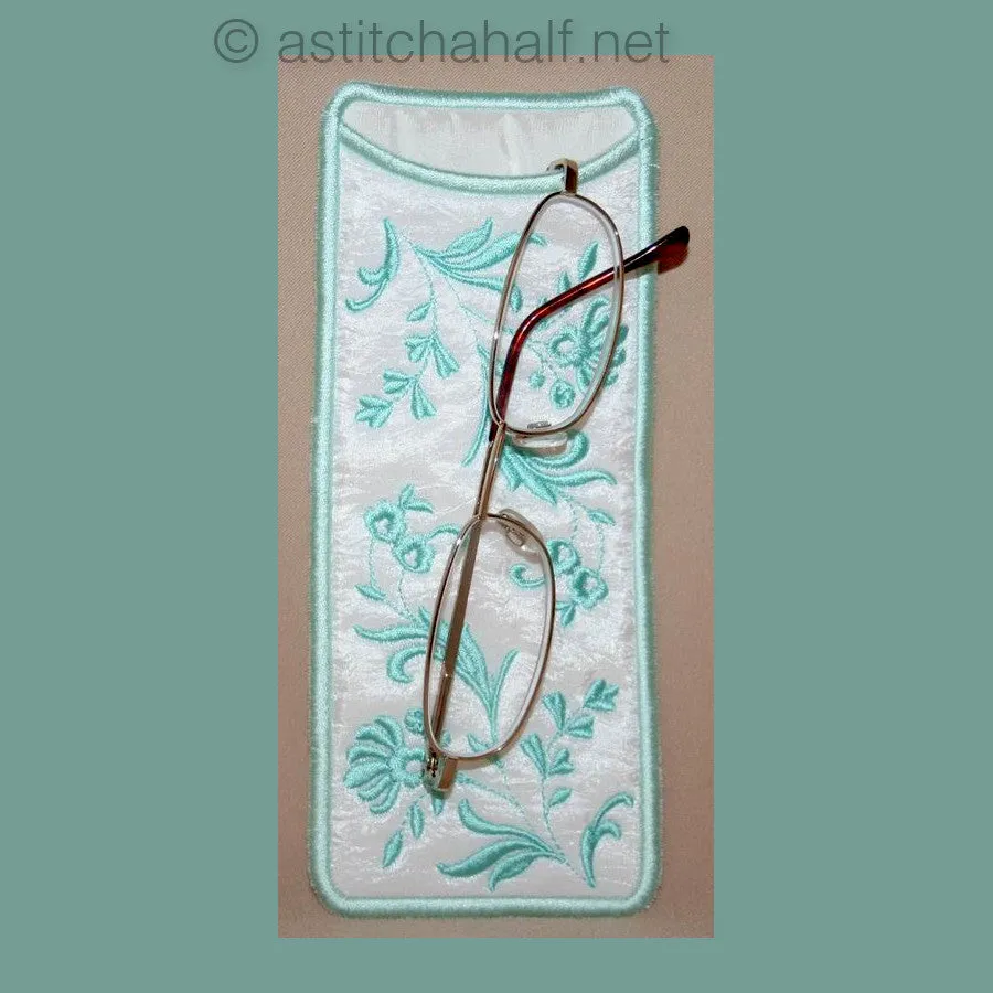 Slim Line Eyeglass Case 01